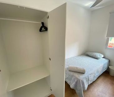 Calle de Almonacid, Madrid, Community of Madrid 28038 - Photo 4