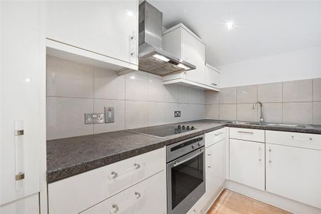 Studio to rent - Photo 5