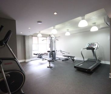Condo au cœur du Centre-Ville: 1 chambre, COMPLÈTEMENT MEUBLÉ - Photo 4