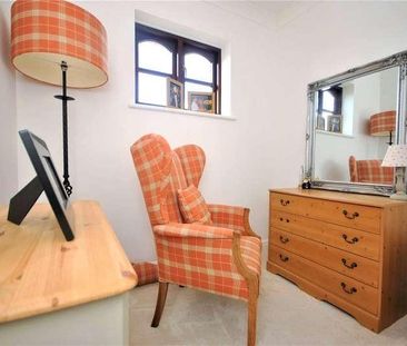 Spicer Way, Chard, Somerset, TA20 - Photo 4