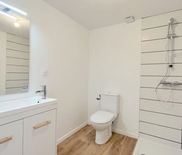 A LOUER MAISON DE VILLE 4 PIECES AVEC EXTERIEUR - SECTEUR BLAYE - Photo 2