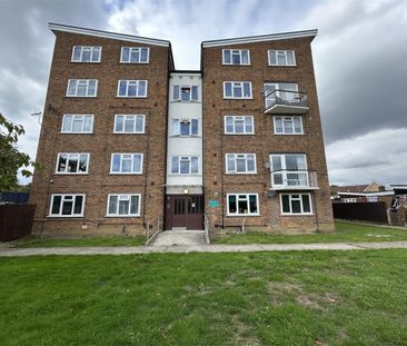 2 Bedroom Maisonette To Let - Photo 3