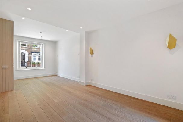 4 bedroom terraced house to rent - Photo 1