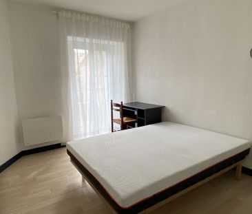 Location Appartement 2 pièces 43m² - Photo 3