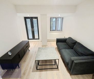 1 bedroom Flat To Let - Photo 1