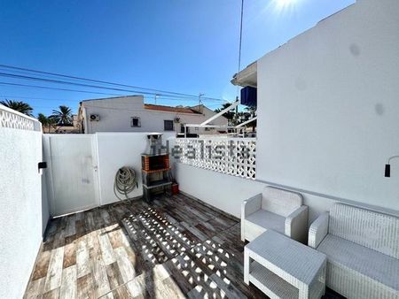 Alquiler de chalet adosado en Nueva Torrevieja - Photo 3