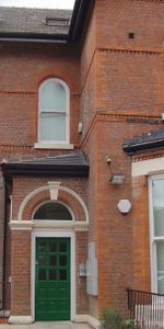 Flat 4 15-17, Edge Lane, Manchester, M21 - Photo 4