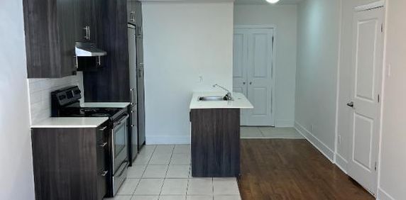 4.5 Apartments For November 1st, 2024 - A louer • For Rent - Photo 2