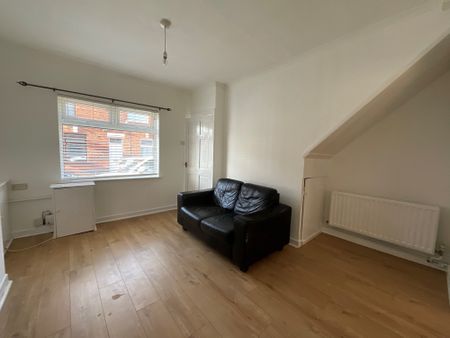 5 Rutherglen Street, Belfast, BT13 3LR - Photo 5