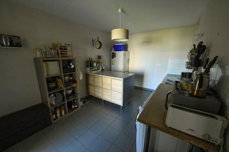 Location Appartement 4 pièces 95m² POITIERS 86000 - Photo 5