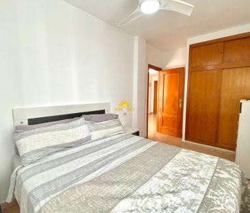 COZY APARTMENT IN TORREVIEJA WITH 1 BEDROOM AND 1 BATHROOM - Photo 4