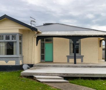 Modern Living in Strathern - Photo 4