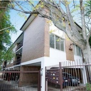 Charming and cosy apartment in the heart of St Kilda - Photo 3