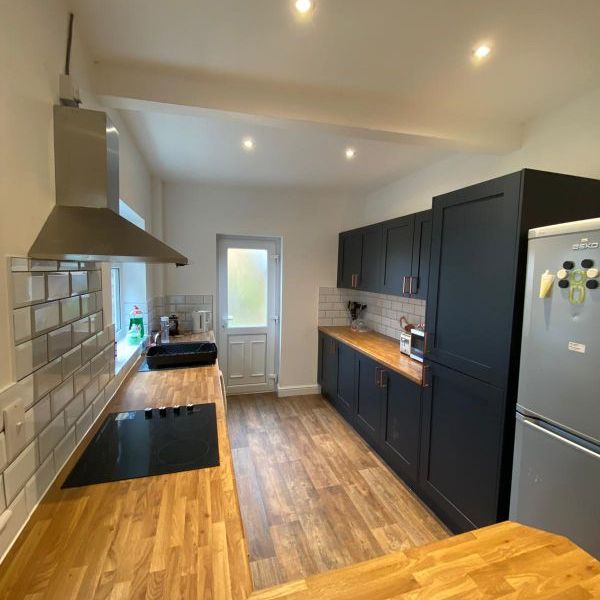 39 Storer Road - Brand New Kitchen DinerLoughborough - Photo 2