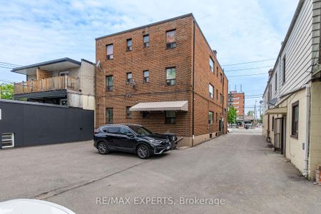 For Lease - 3261A Lake Shore Boulevard Unit# 102, Toronto, Ontario - Photo 3