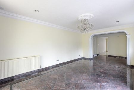 5 bedroom detached house to rent - Photo 3