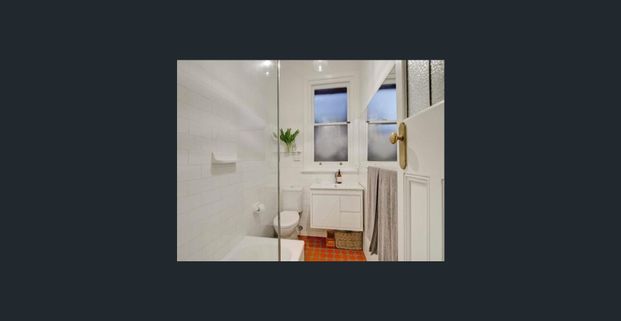 Edwardian Charm - Photo 1