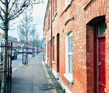 Donegall Road, Room 3, BT125NB, Belfast - Photo 1