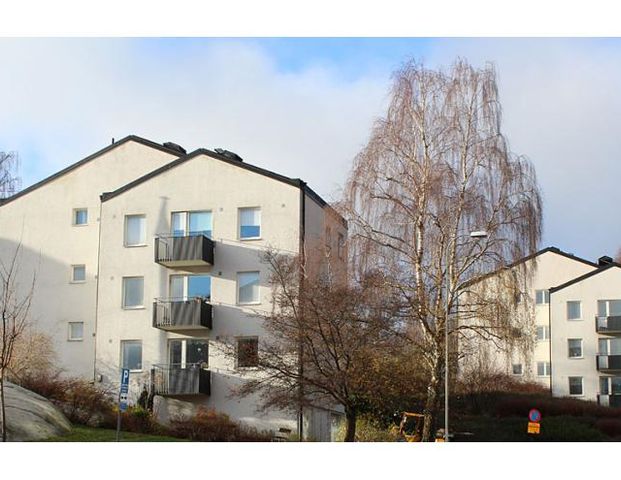 Bildradiogatan 15 - Foto 1