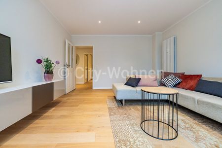 2023 komplett sanierte 2 Zimmer Wohnung mit Balkon und Tiefgaragenstellplatz in Hamburg-Lokstedt - Photo 5