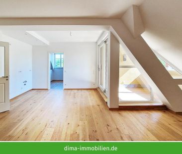 ERSTBEZUG: DG-Traum mit privater Südost-Loggia, Masterbad, HWR, Ste... - Photo 1