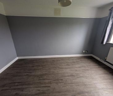 2 bedroom bungalow to rent - Photo 3