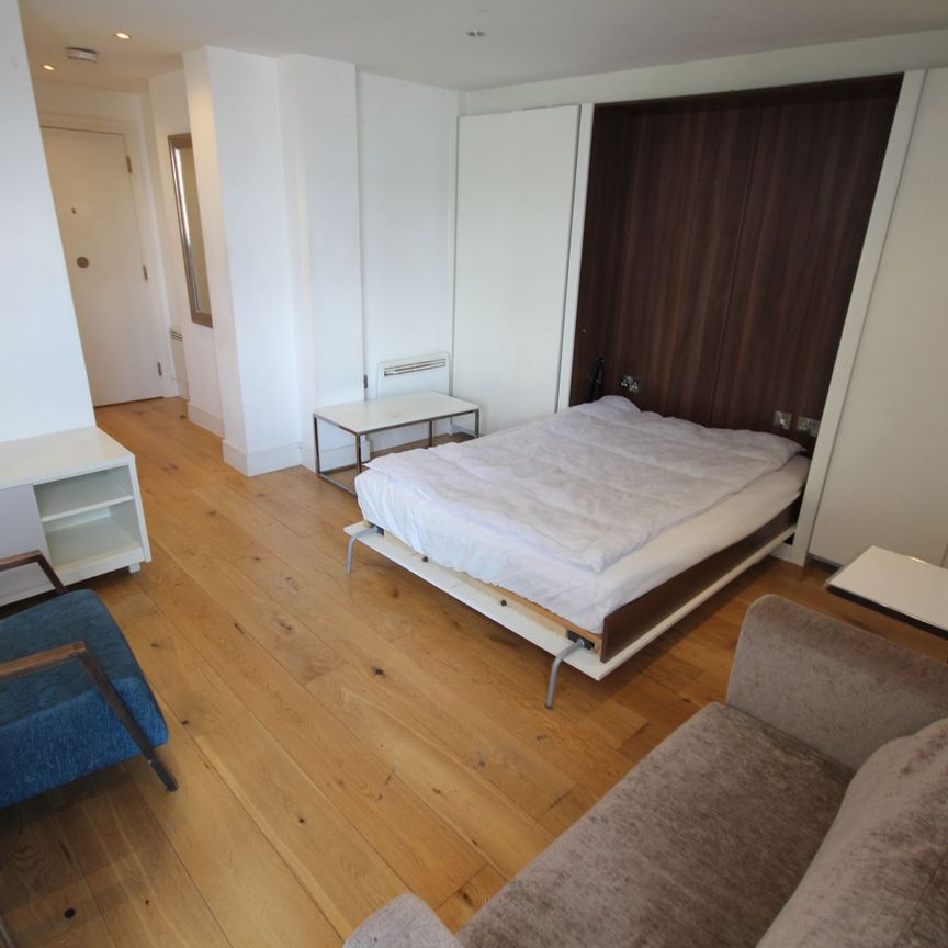 Station Road, Trident House, UB3 - Photo 1