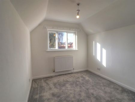 2 BED Terraced House To rent - Photo 3