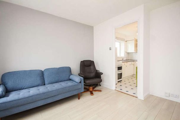 Redcraig Road, East Calder, West Lothian, EH53 - Photo 1