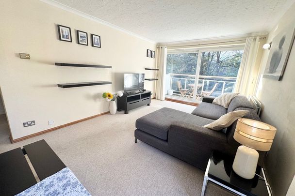 Wellington Road, BOURNEMOUTH - Photo 1