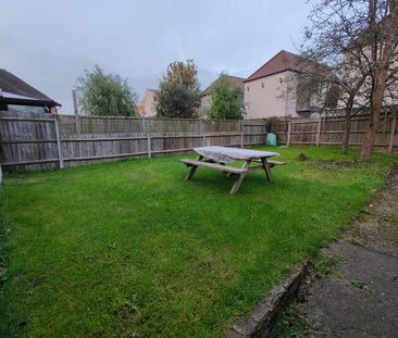 3 Bed Semi-Detached House, Maryatt Avenue, HA2 - Photo 3