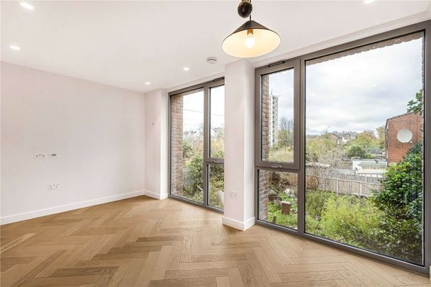 Two bedroom apartment in the highly anticipated Parkhaus development. - Photo 1
