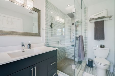 For Lease - 141 South Edgely Avenue, Toronto, Ontario - Photo 3