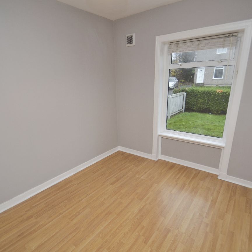 2 bed ground floor flat to rent in Midcroft Avenue, Glasgow, G44 - Photo 1