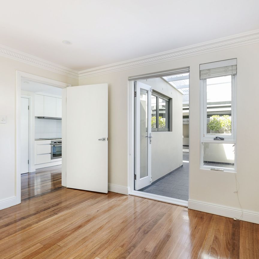1E Reuss Street, Glebe NSW 2037 - Townhouse For Rent | Domain - Photo 1