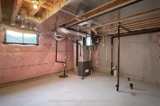 For Lease - 37 Turnberry Lane, Barrie, Ontario - Photo 1