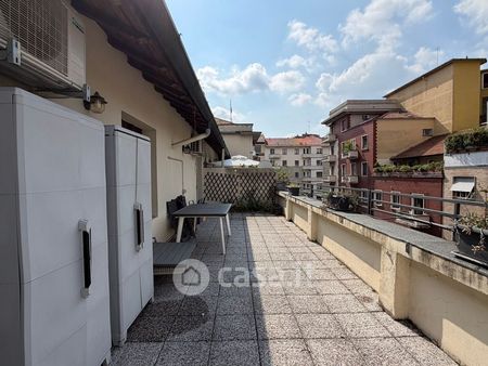 Bilocale in Affitto in Via Novegno 2 a Milano - Photo 2