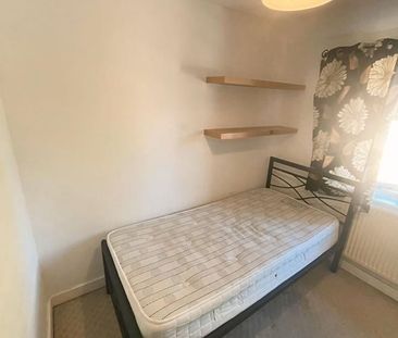 Room in a Shared House, Carisbrooke Road, B17 - Photo 3