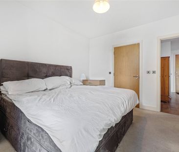 New Village Avenue, London, E14 0ND - Photo 5