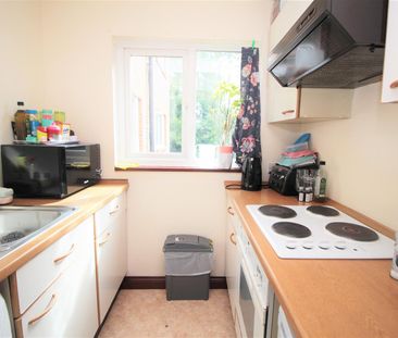 Willowfield, Southgate - Photo 6