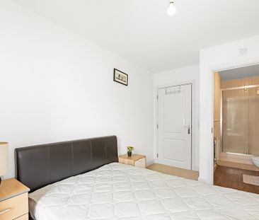 5 Tarves Way, Greenwich, SE10, London - Photo 4