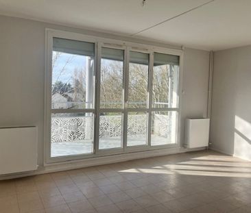 Location Appartement 4 pièces 77 m² La Châtre - Photo 5