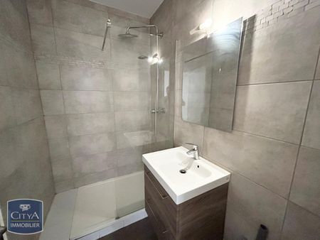 Location Appartement 3 pièces 68m² VALENCIENNES 59300 - Photo 3