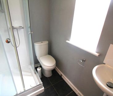 7 bedroom semi-detached house to rent - Photo 5