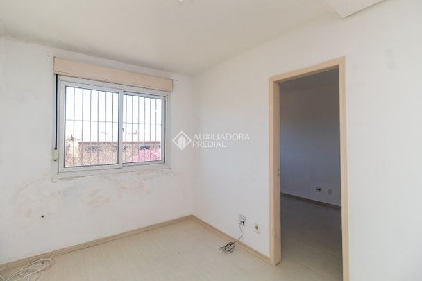 Apartamento com 1 quarto e 34m² para alugar em Humaitá, Porto Alegre. - Photo 1