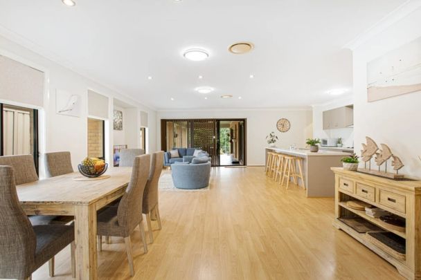 Five Bedroom Home - Photo 1