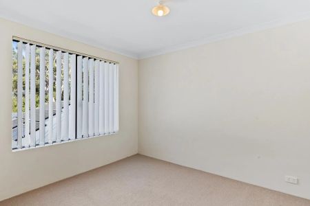 Modern townhouse in sought after Meadow Springs. - Photo 5