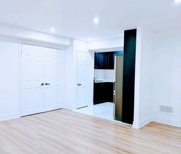 For Lease - 114 Rising Hill Ridge, Brampton, Ontario - Photo 3