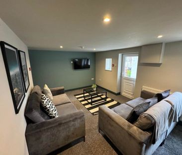 Cobden Terrace (Room 1), Farnley, Leeds - Photo 5