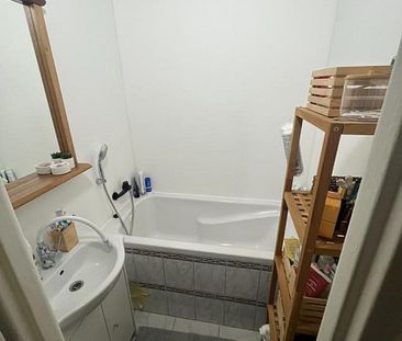 Pronájem bytu 2+1 52 m² - Fotografie 4